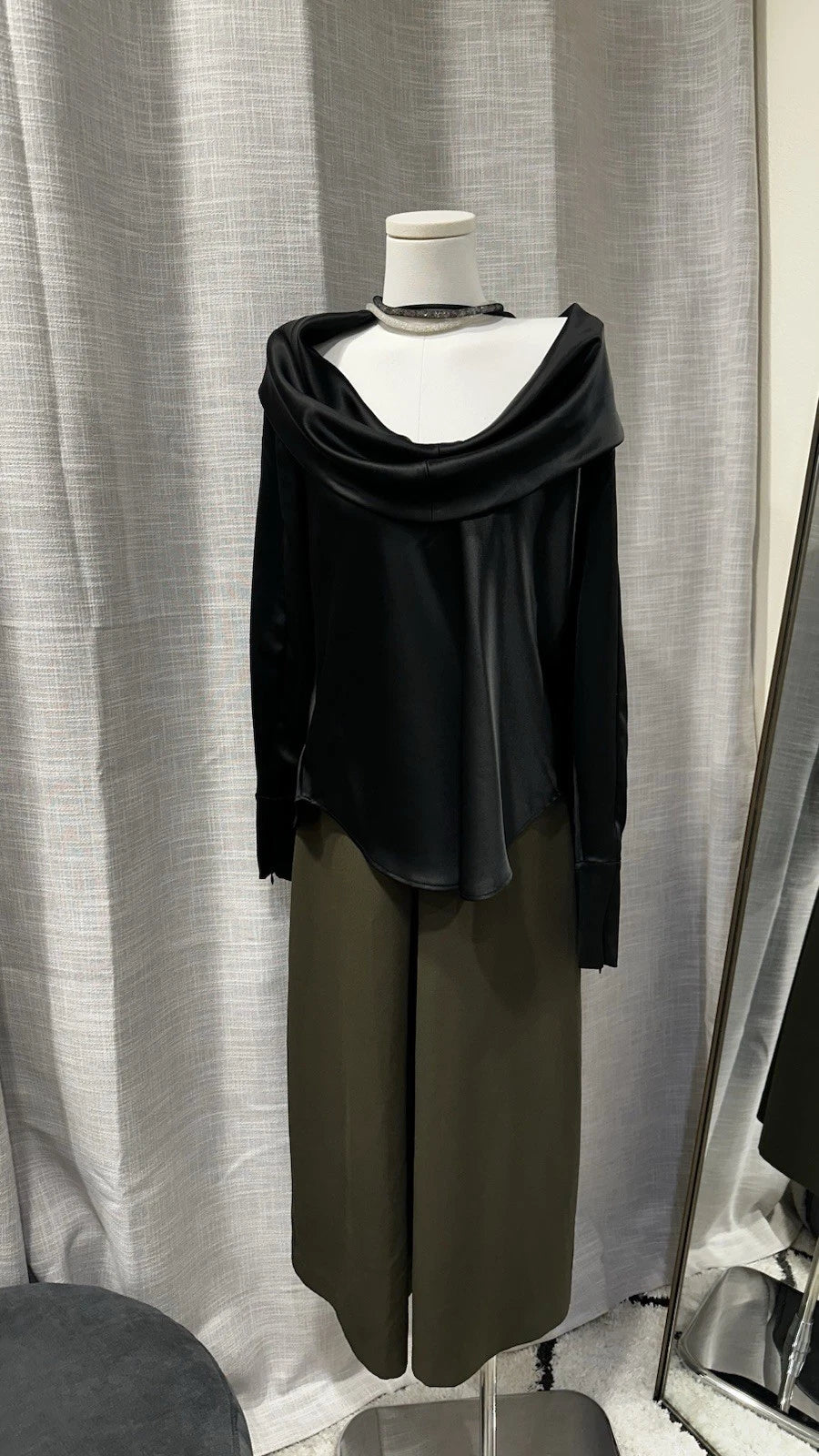 Size 14 Witchery Black Patent Cowl Neck Top