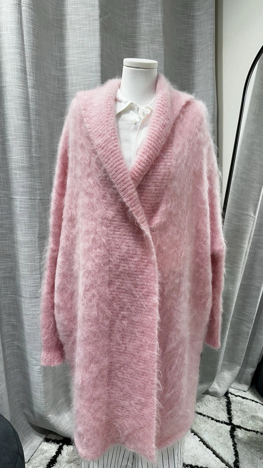 Scanlan Theodore Pink Mohair Knit V-Neck Open Front Long Sleeve Cardigan